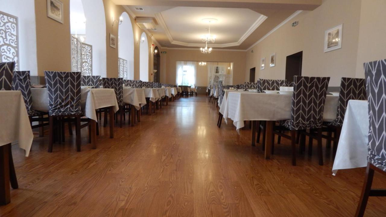 Dom Zdrojowy Hotel Świeradów-Zdrój Buitenkant foto